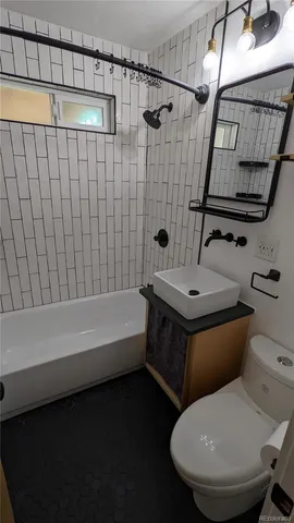 $2,800 | 1855 West Stoll Place, Denver, CO 80221