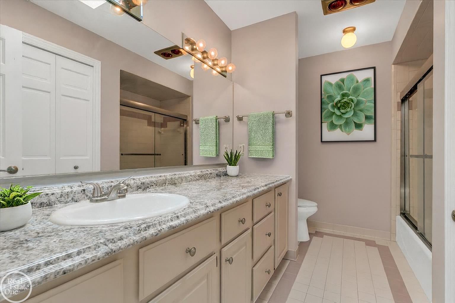 770 North Riverside Avenue St. Clair, MI 48079 - Photo 18 of 52