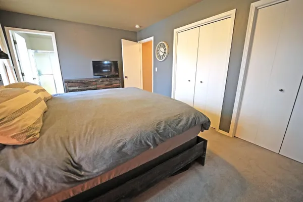 $424,900 | 508 Highland Meadow Trail, Pulaski, WI 54162