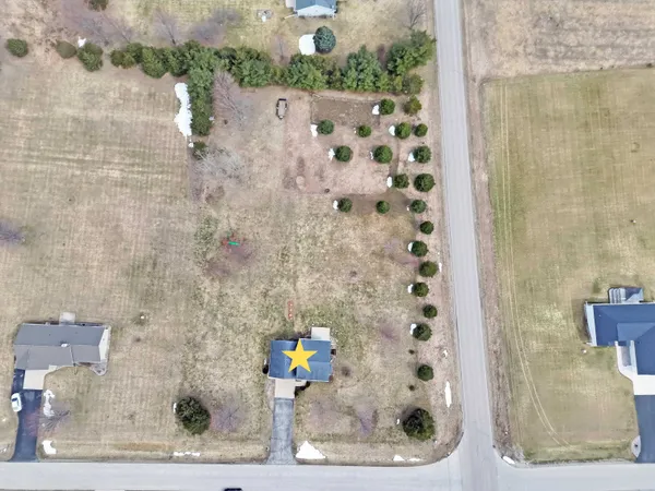 $424,900 | 508 Highland Meadow Trail, Pulaski, WI 54162