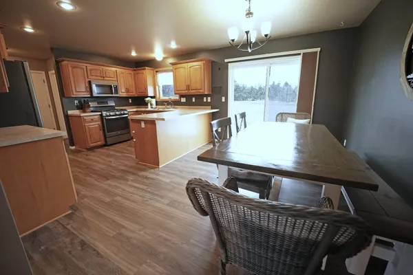 $424,900 | 508 Highland Meadow Trail, Pulaski, WI 54162