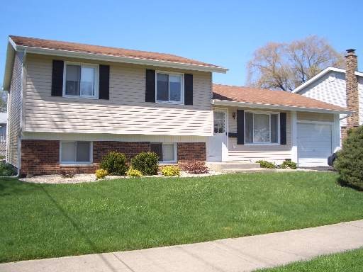 5178 Bellaire Road Oak Forest, IL 60452 - Photo 1 of 11