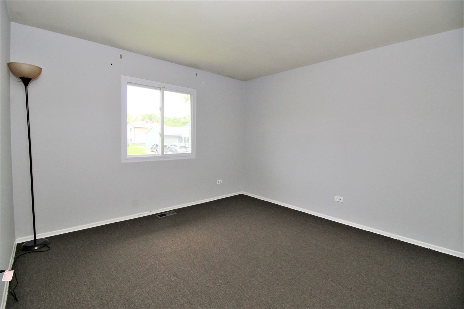 5178 Bellaire Road Oak Forest, IL 60452 - Photo 8 of 11
