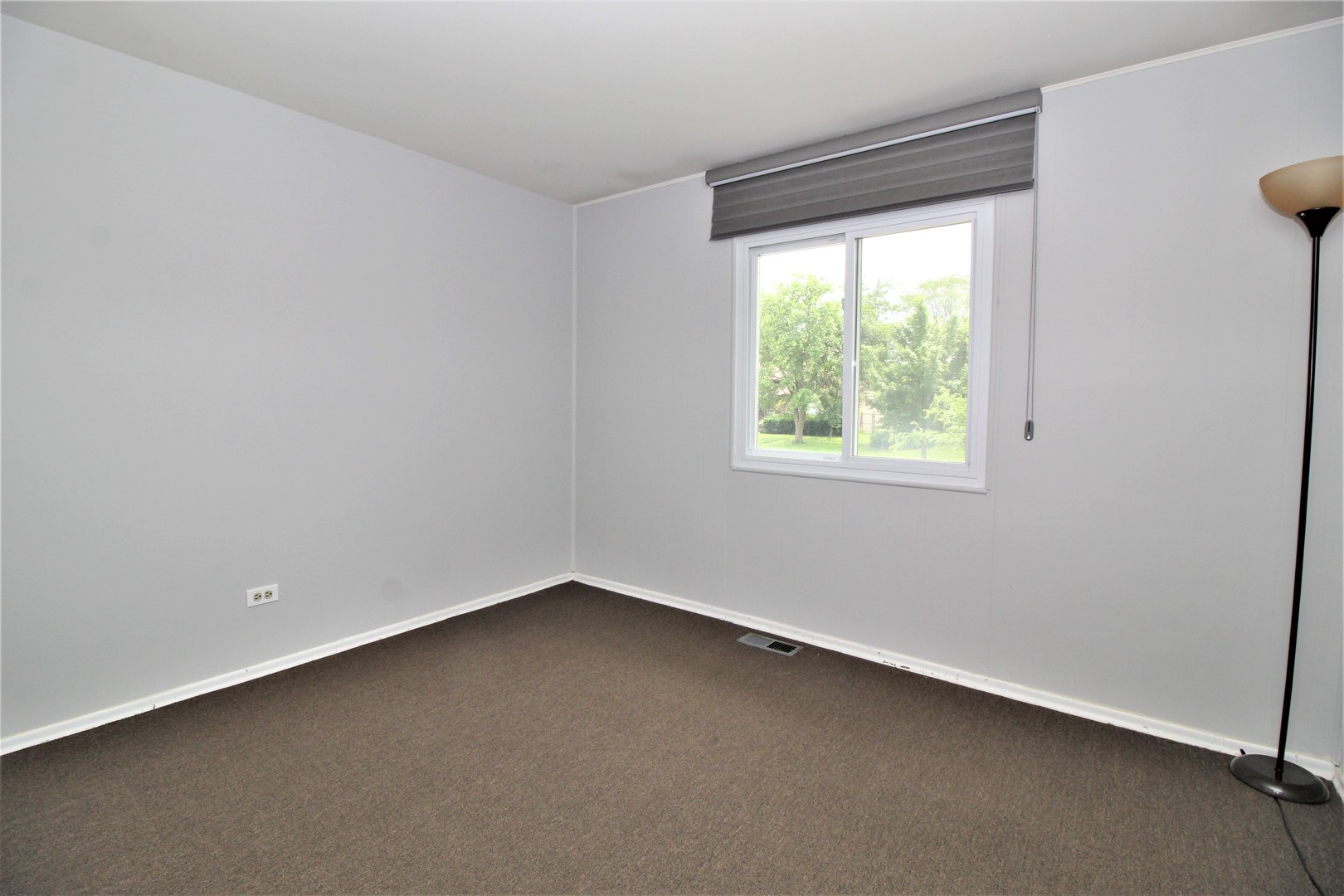 5178 Bellaire Road Oak Forest, IL 60452 - Photo 9 of 11