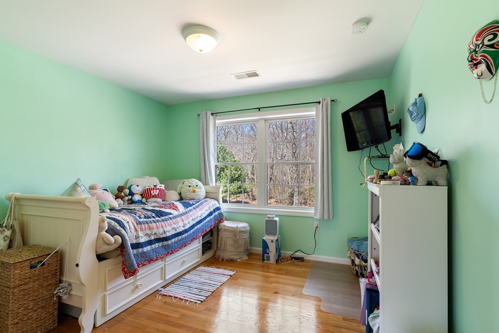 368 Cottrell Road Tiverton, RI 02878 - Photo 32 of 41