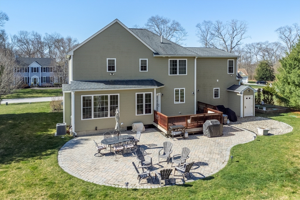 368 Cottrell Road Tiverton, RI 02878 - Photo 8 of 41