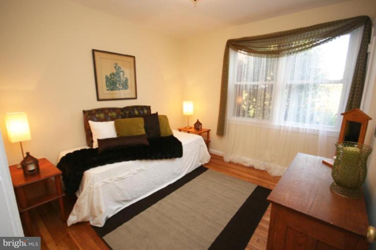 9410 Ocala Street Silver Spring, MD 20901 - Photo 16 of 20 Bedroom #3