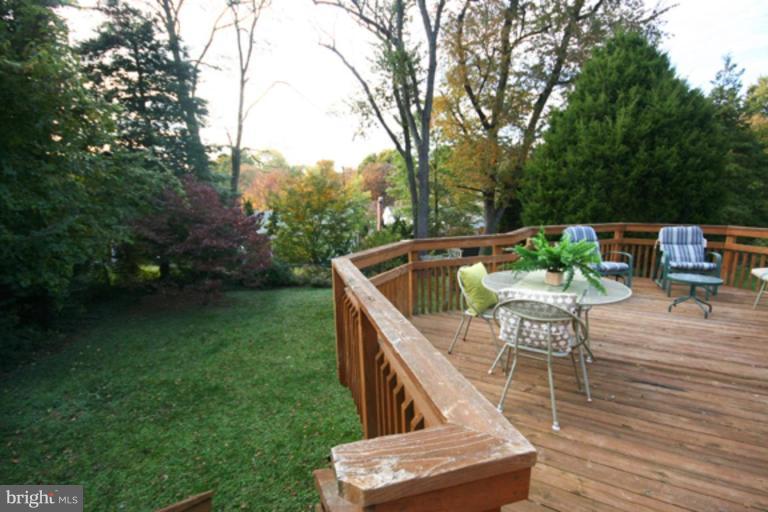 9410 Ocala Street Silver Spring, MD 20901 - Photo 18 of 20 Deck