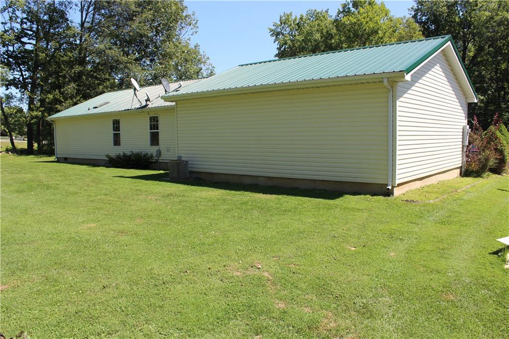 408 Cool Evening Road Cloverdale, IN 46120 - Photo 10 of 14 Gallery Image 10