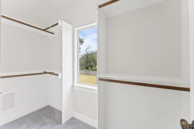 $425,000 | 8818 Hollywood Garden Lane, Houston, TX 77080