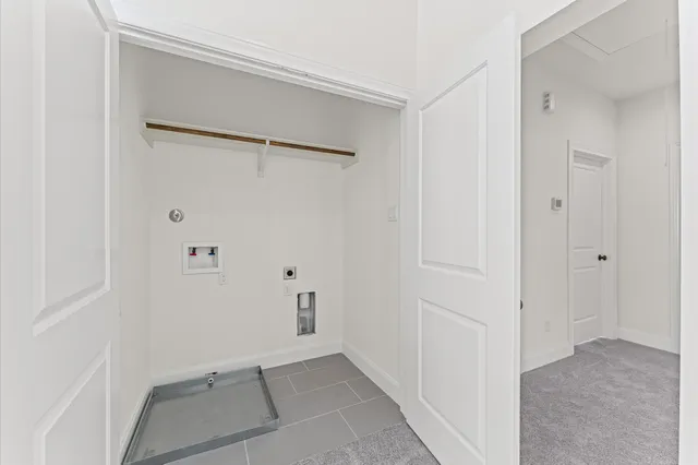 $425,000 | 8818 Hollywood Garden Lane, Houston, TX 77080