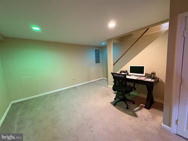 $679,900 | 8 Creekwood Drive, Bordentown, NJ 08505