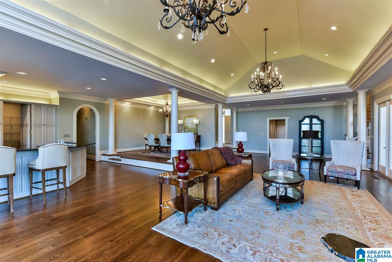 964 Lake Circle Birmingham, AL 35244 - Photo 5 of 50
