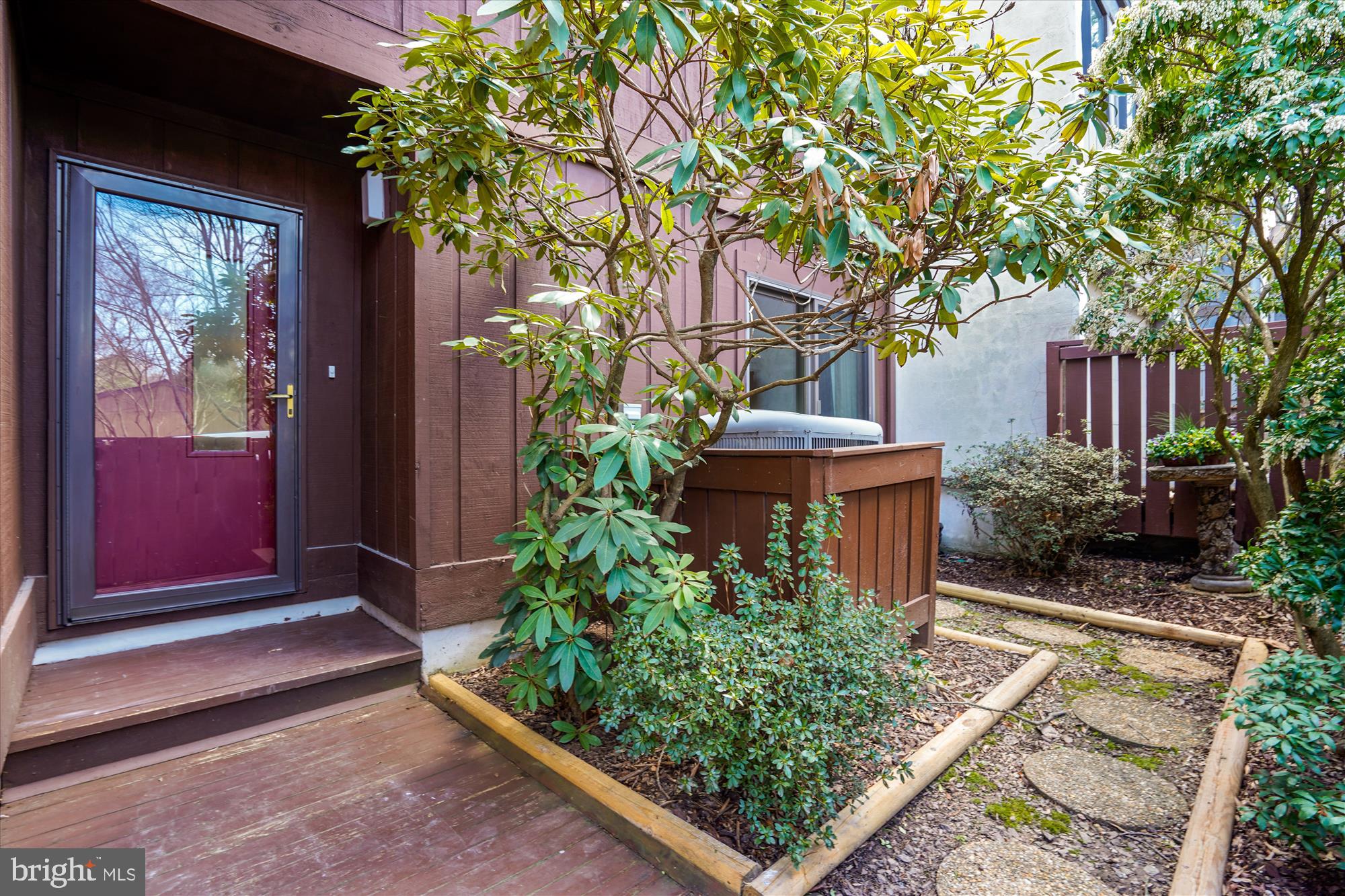2345 Glade Bank Way Reston, VA 20191 - Photo 29 of 39 Front yard and entrance