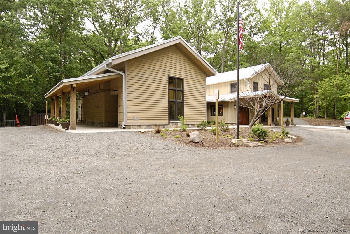 2345 Glade Bank Way Reston, VA 20191 - Photo 36 of 39 Nature House on Glade