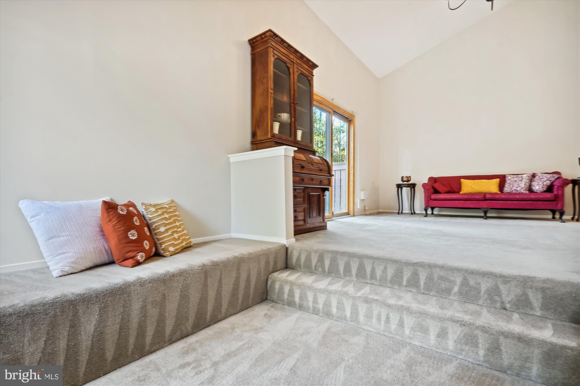 2345 Glade Bank Way Reston, VA 20191 - Photo 7 of 39 Time to relax