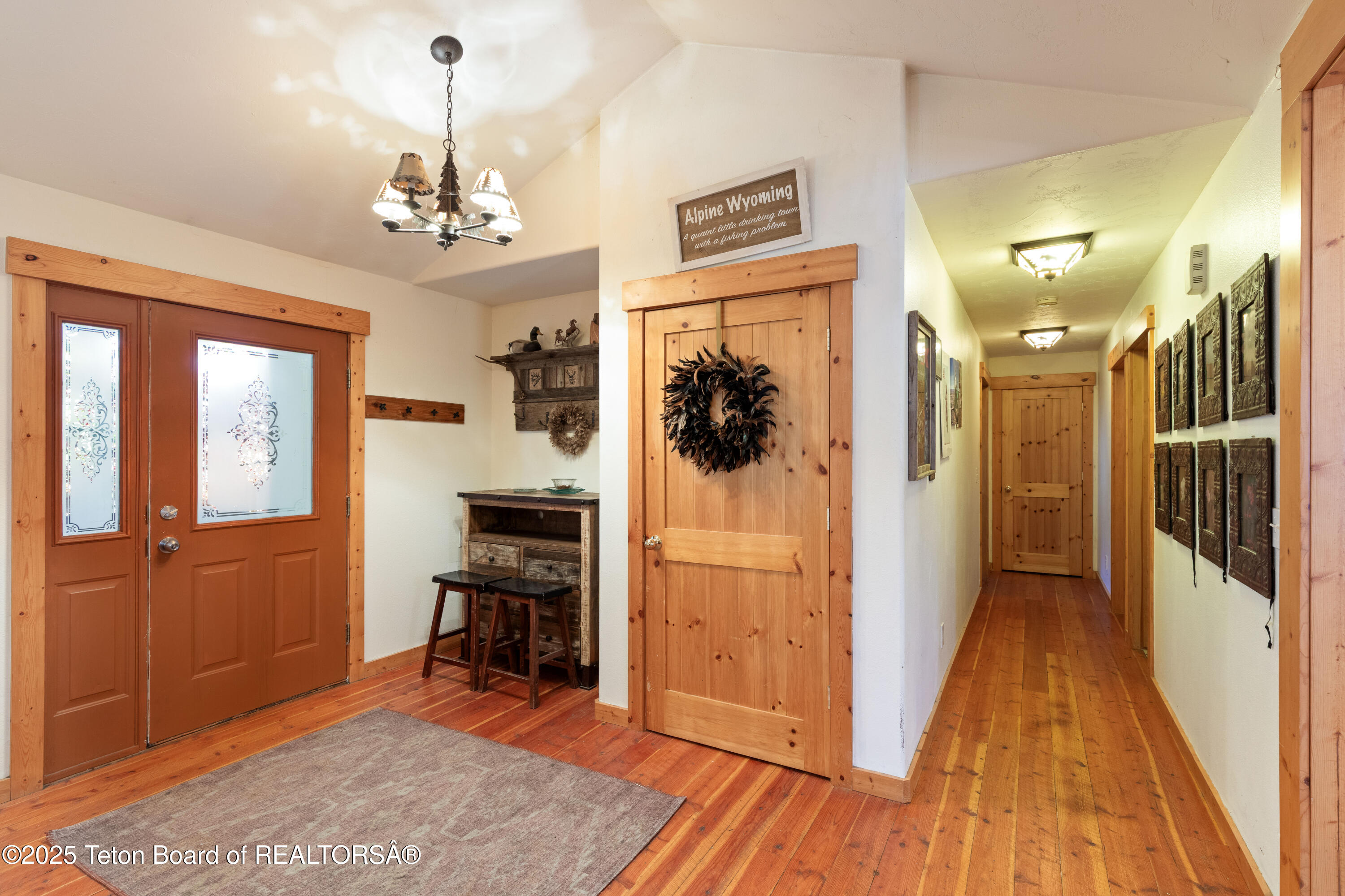 404 Snake River Drive Alpine, WY 83128 - Photo 17 of 51 404 Snake River_IMG_0565