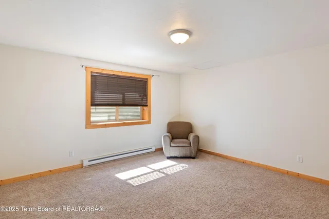 $850,000 | 404 Snake River Drive, Alpine, WY 83128