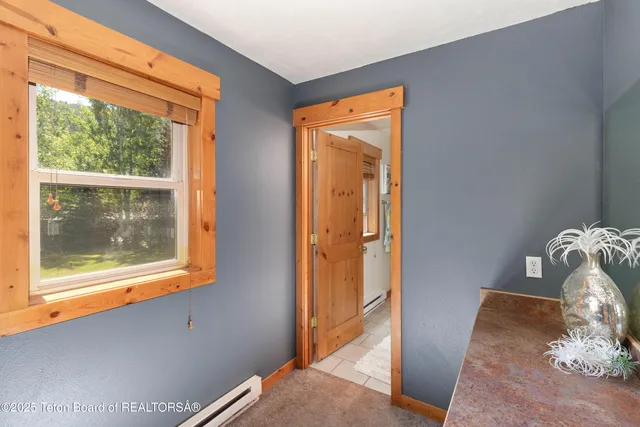 $850,000 | 404 Snake River Drive, Alpine, WY 83128