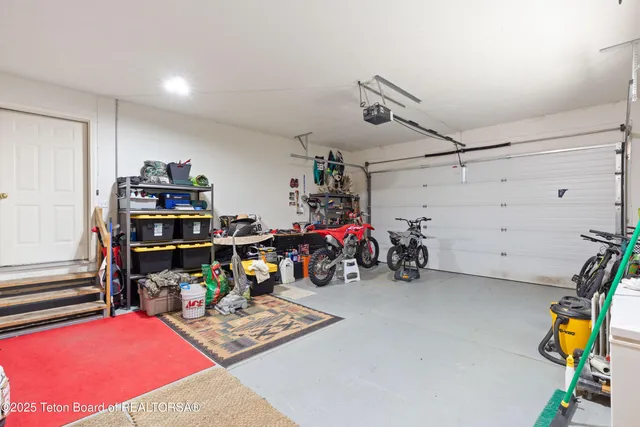 $850,000 | 404 Snake River Drive, Alpine, WY 83128