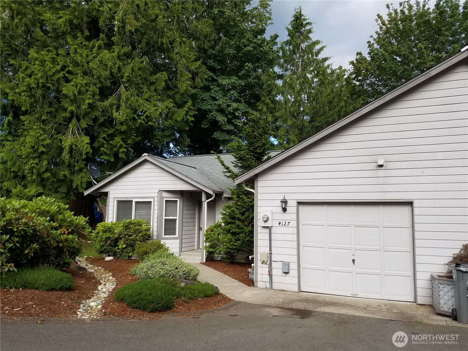 4127 Phillips Road Southeast Port Orchard, WA 98366 - Photo 2 of 22 Gallery Image 2