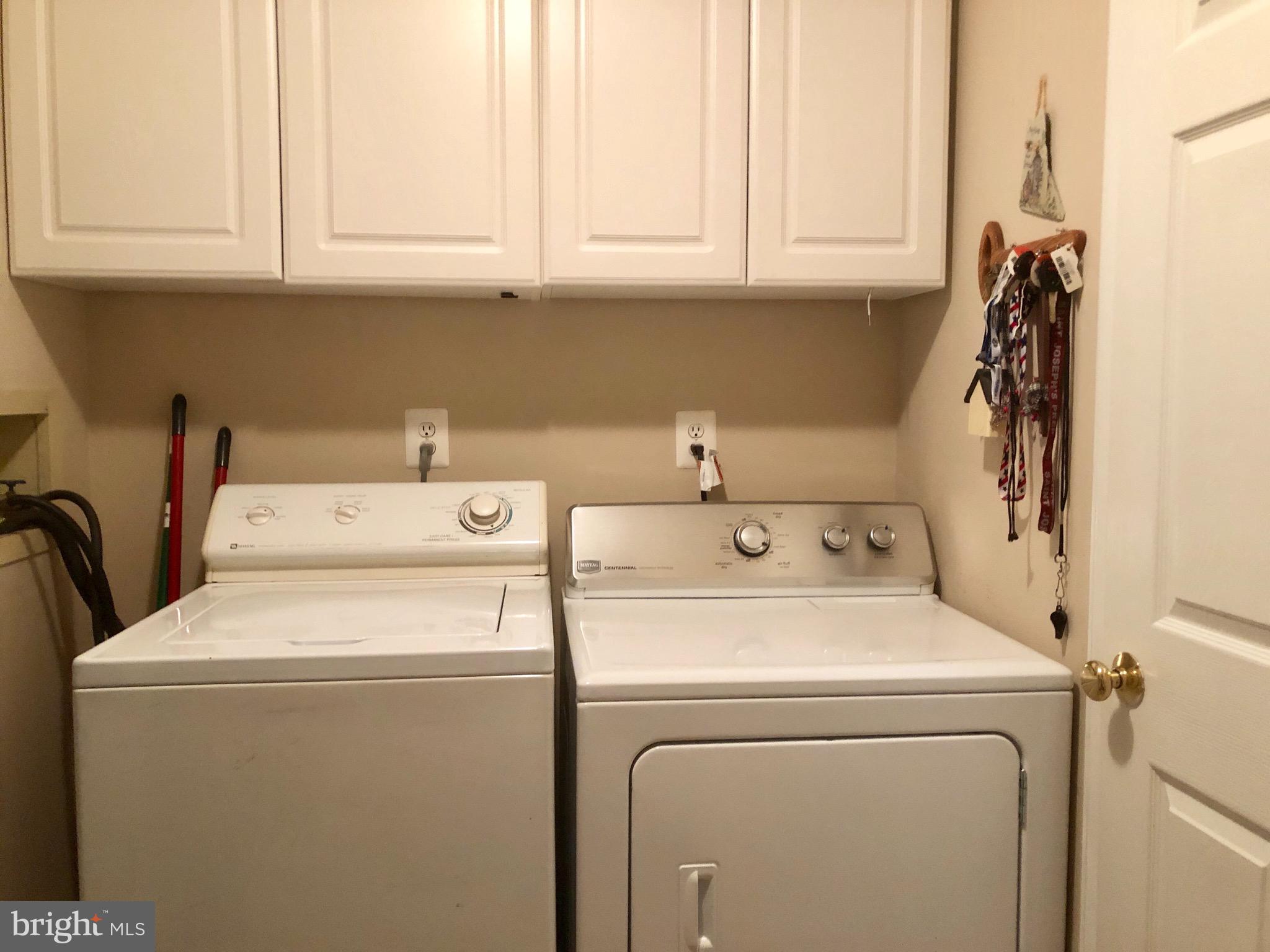 4 Rockingham Drive Marlton, NJ 08053 - Photo 23 of 46 a utility room with dryer and washer