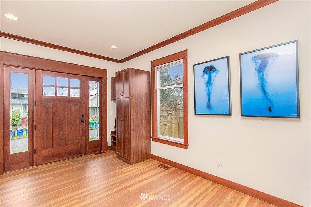 107 North 83rd Street Seattle, WA 98103 - Photo 5 of 25 Gallery Image 5