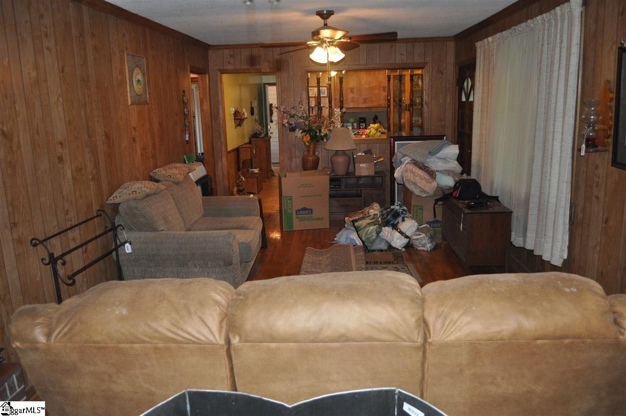 220 Due West Road Honea Path, SC 29654 - Photo 9 of 28