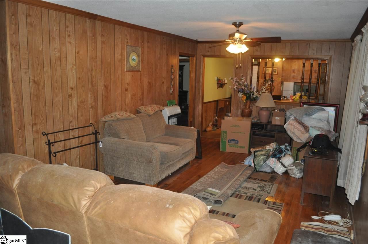 220 Due West Road Honea Path, SC 29654 - Photo 10 of 28