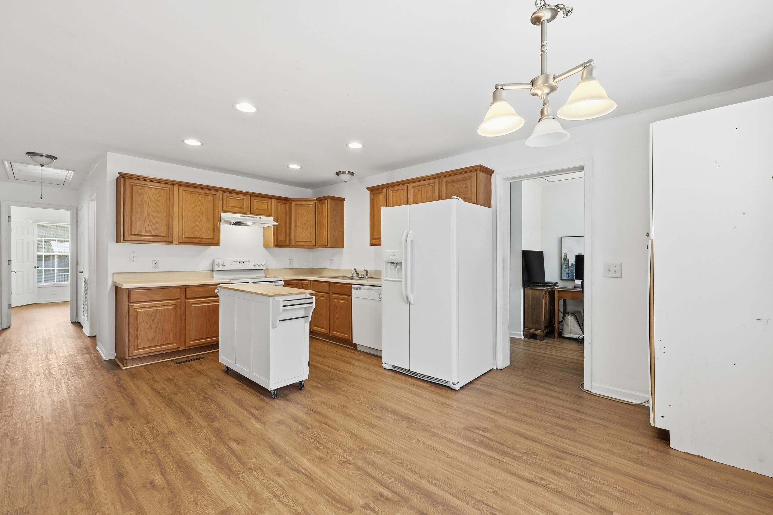 2590 Otranto Road North Charleston, SC 29406 - Photo 15 of 49 23_550a1074