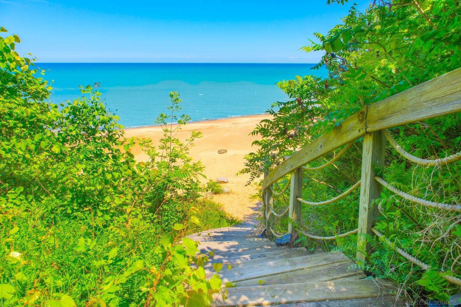 7038 Lakeshore Road Palms, MI 48465 - Photo 15 of 76 50165520-86a79df2-aa79-4bc3-b94a-27b89e576e5c.JPG