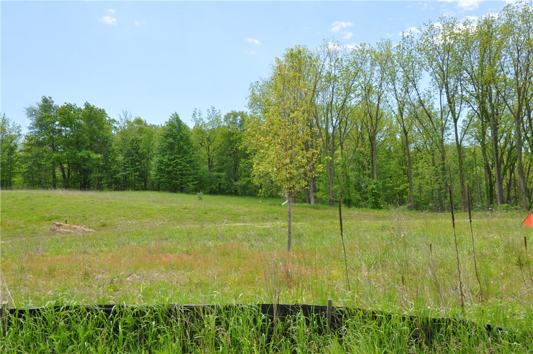 1086 Strong Road Victor, NY 14564 - Photo 7 of 16