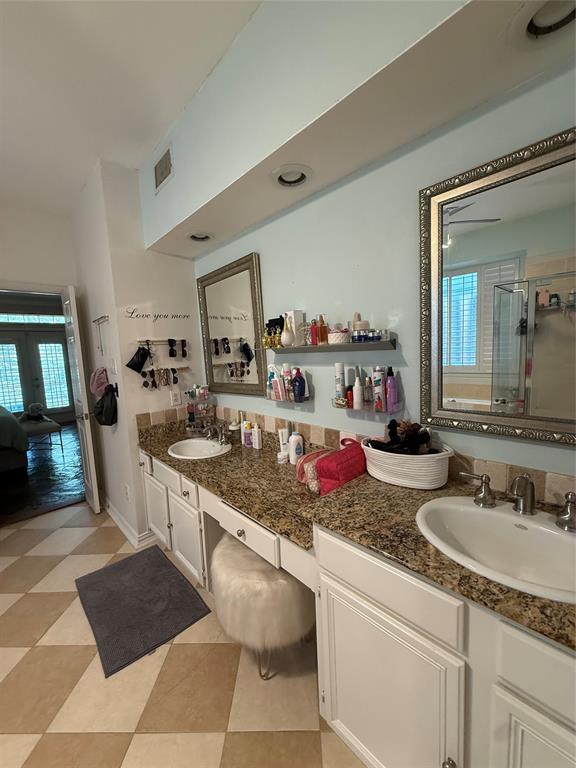 2651 Hidden Ridge Drive Arlington, TX 76006 - Photo 29 of 34