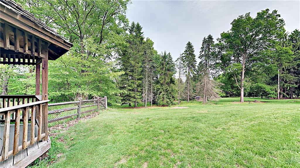 230 Highview Road Wexford, PA 15090 - Photo 3 of 25 Large front yard