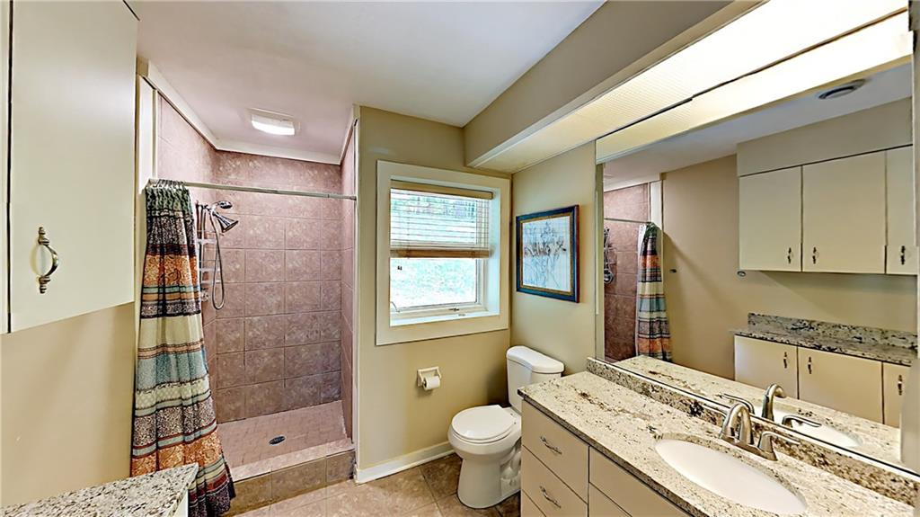 230 Highview Road Wexford, PA 15090 - Photo 21 of 25 Master bath with updated granite counter tops