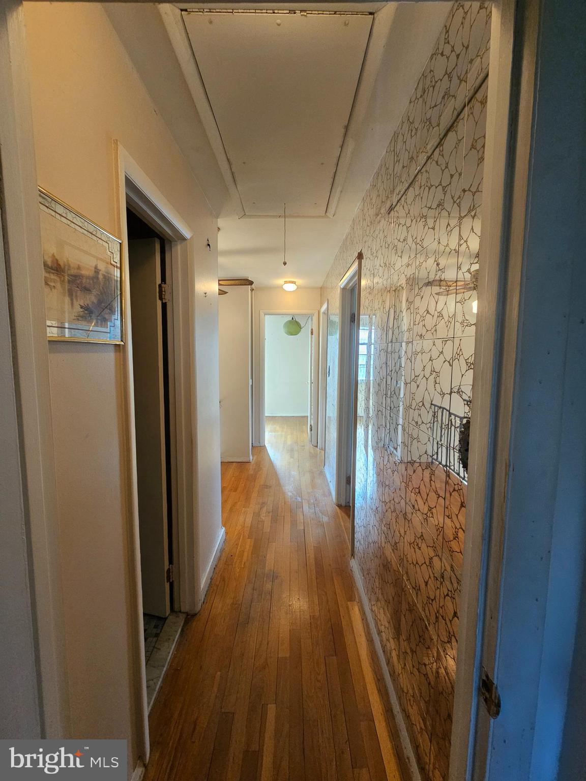 4523 Kinmount Road Lanham, MD 20706 - Photo 29 of 38 a view of gallery with wooden floor