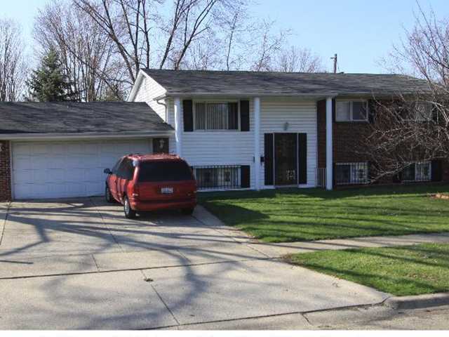 2258 Edmonton Road Columbus, OH 43229 - Photo 1 of 16 Gallery Image 1