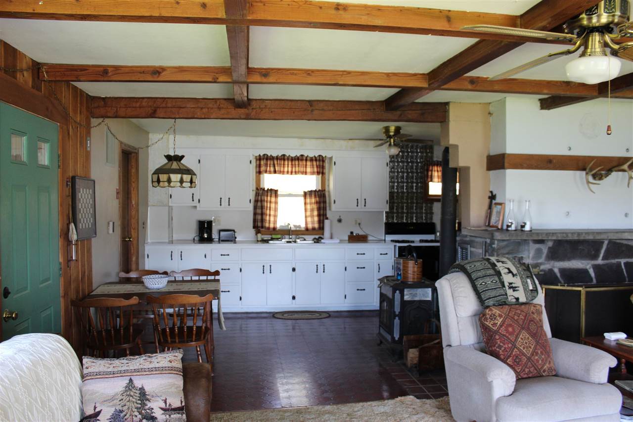 472 Beach Road Woodford, VT 05201 - Photo 9 of 20 Gallery Image 9