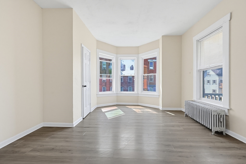 230 Pleasant Street Worcester, MA 01609 - Photo 8 of 41