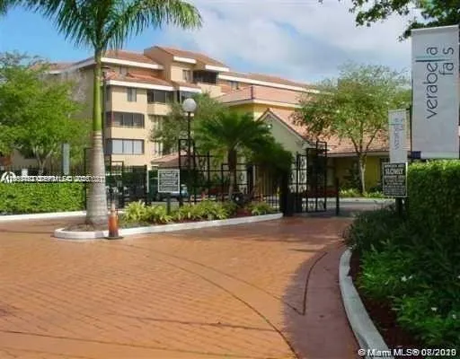$1,950 | 8255 Southwest 152nd Avenue, Unit E112, Miami, FL 33193