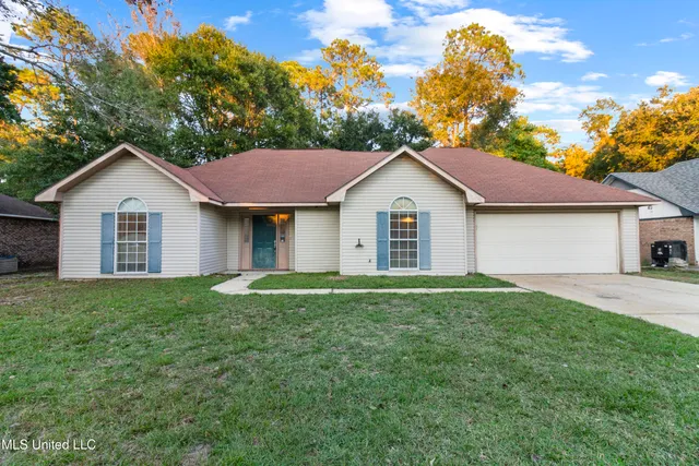 $189,000 | 7020 Red Bud Lane, Ocean Springs, MS 39564