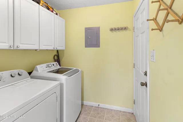 $189,000 | 7020 Red Bud Lane, Ocean Springs, MS 39564