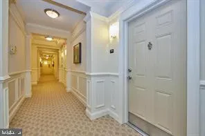 $2,700 | 15211 Royal Crest Drive, Unit 103, Haymarket, VA 20169