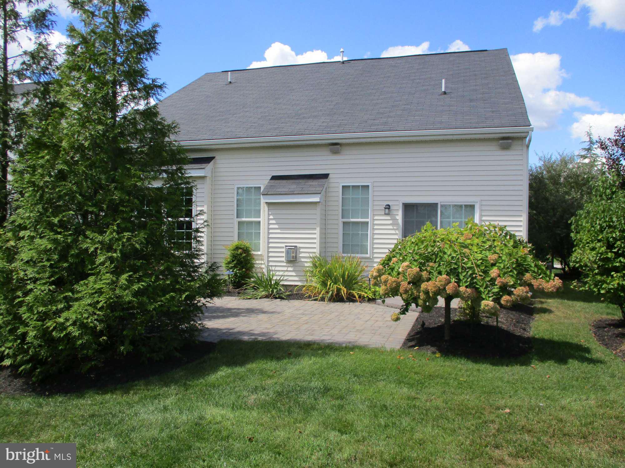 3 Montclaire Road Medford, NJ 08055 - Photo 4 of 23 a front view of a house with a garden