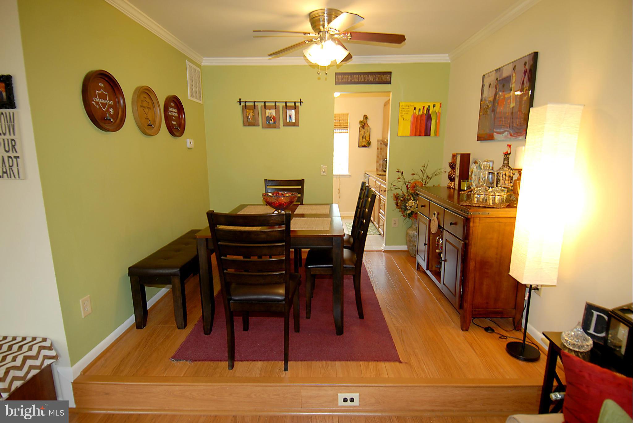 11928 Barrel Cooper Court Reston, VA 20191 - Photo 11 of 30 Dining Room