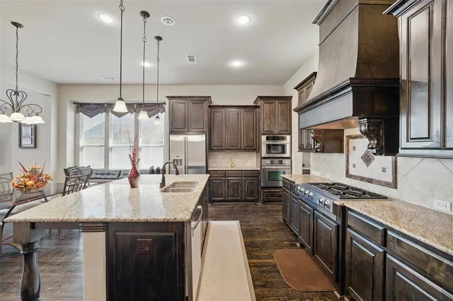 $858,900 | 112 Aransas Drive, Irving, TX 75039