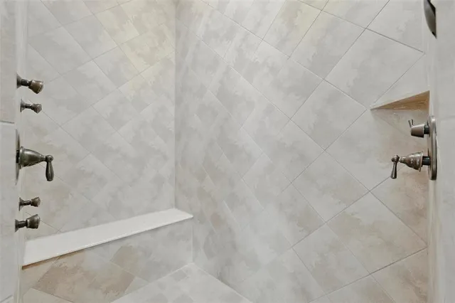 $858,900 | 112 Aransas Drive, Irving, TX 75039