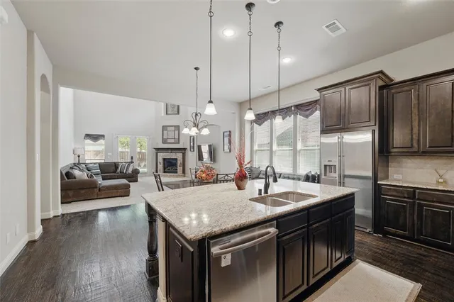 $858,900 | 112 Aransas Drive, Irving, TX 75039