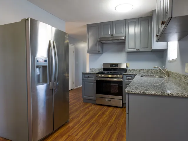 $349,900 | 71 Cambridge Lane, Glendale Heights, IL 60139