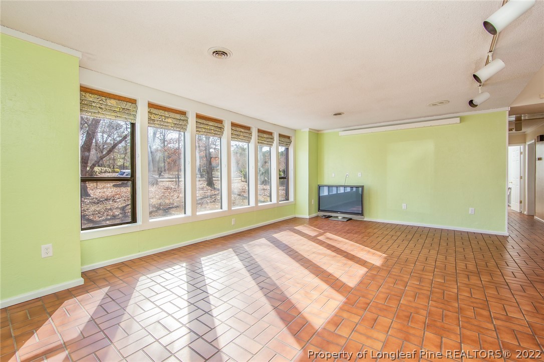 3345 Fields Road Fayetteville, NC 28312 - Photo 4 of 46 Gallery Image 4